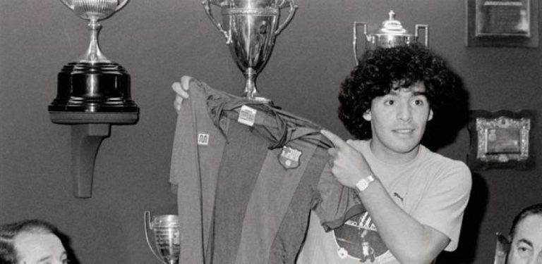 Maradona regresa al corazón de Barcelona con una exposición